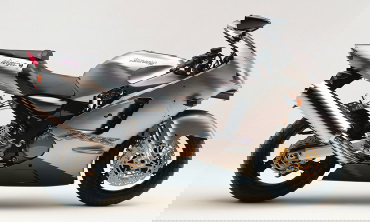 2000-2006, Kawasaki ZX-12R – 178bhp/188mph